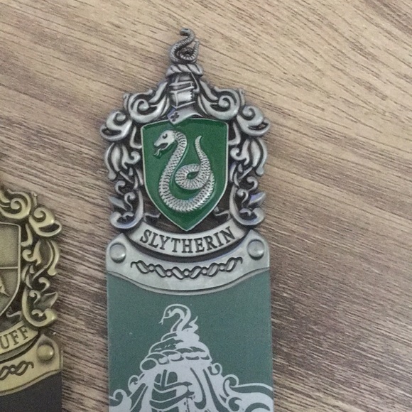 COPY - Harry Potter Crest Bookmarks - Picture 4 of 10